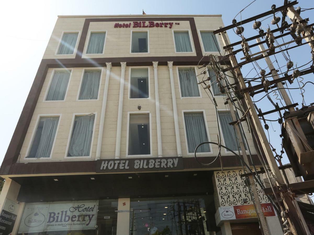 Bilberry Hotel Rewāri Exteriör bild